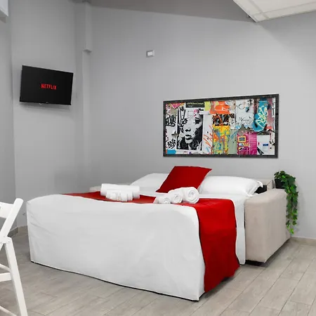Modern Loft 8 Min From Duomo Lägenhet