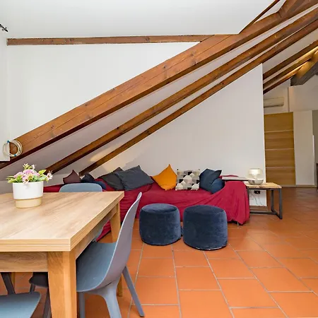 Apartment Little Attico Porta Romana - Terme - Centro *