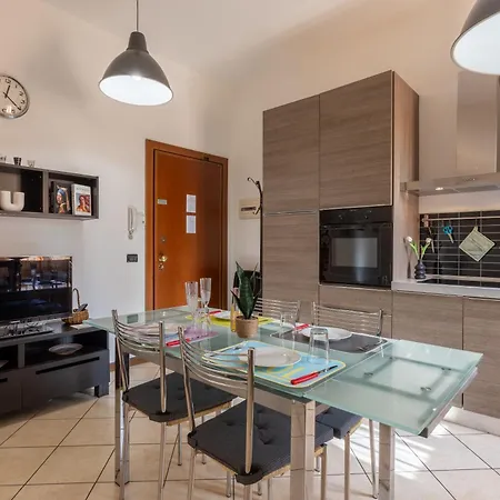 La Tana Di Mart - Zona Navigli - Vicino Metro *