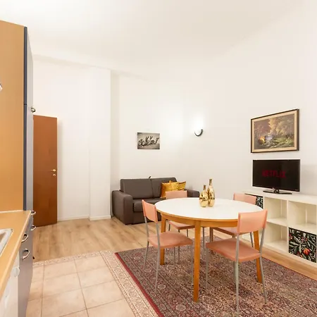 Apartment Free Parking - Retreat In Centrale Milan