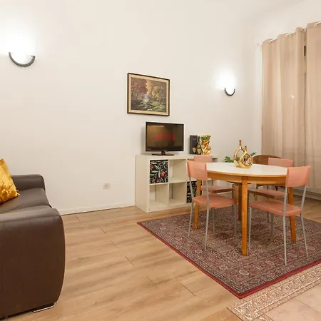 Free Parking - Retreat In Centrale *