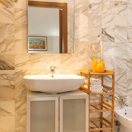 Apartment Free Parking - Retreat In Centrale Milan