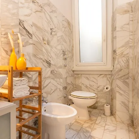 Free Parking - Retreat In Centrale Apartment