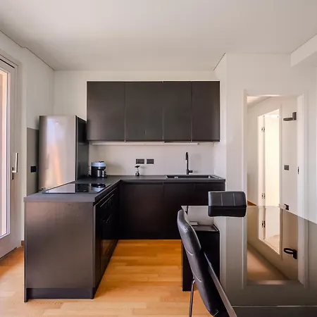 Giaxtower Gym & Pool Oasis Апартаменты *