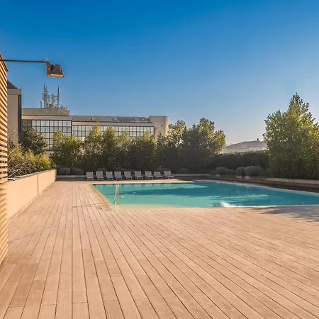 Giaxtower Gym & Pool Oasis Апартаменты *