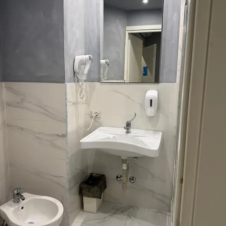 Lion University&youth 2 Gasthof *