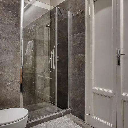 Apartment Navigli, 90 Square Meters, Free Parking Ripa Ticinese Milan