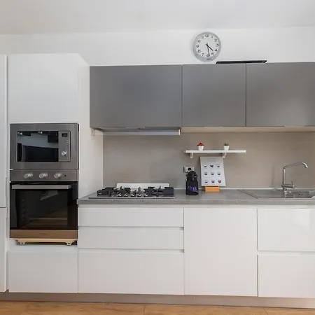 Wonderful Near Center,wifi,comfort,parking * Milán