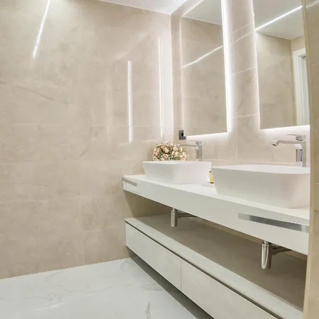 Duomo Lux - Elite In The Heart Of شقة ميلان