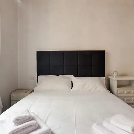 Brera - Castello - Ampio Bilocale Centro Apartman Milánó