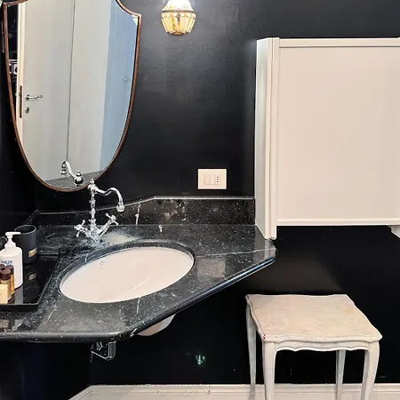 Brera - Castello - Ampio Bilocale Centro * ミラノ