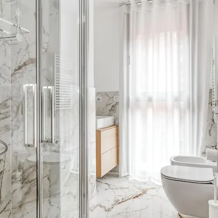 Limehome Park Towers