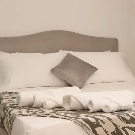 Tiny Attic, Corso Buenosaires, 6min To Duomo 3* Milano