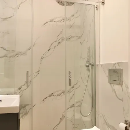 Tiny Attic, Corso Buenosaires, 6min To Duomo