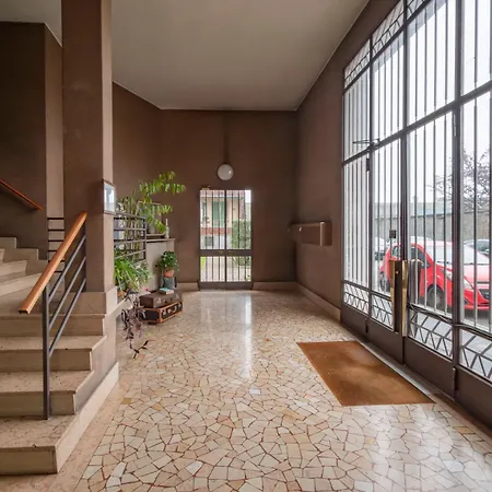 I Host - Cucchi 7 Μιλάνο