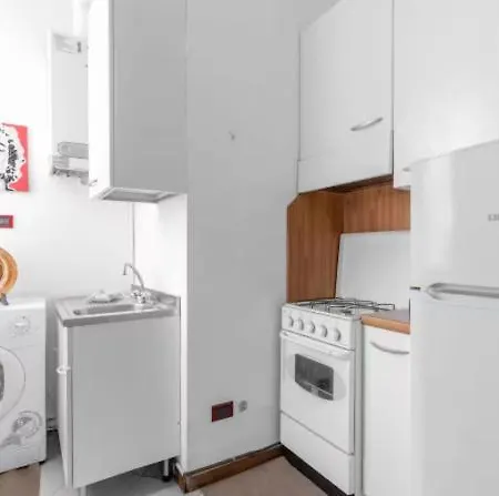 Apartment The House Of Via Muratori 11 Milan
