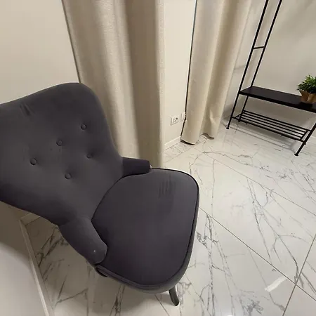 Attico Elegante Con 2 E 2 Bagni In Centro דירה