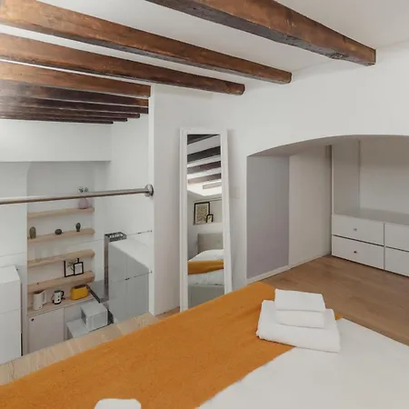 Gohost - Lovely Loft In The Heart Of