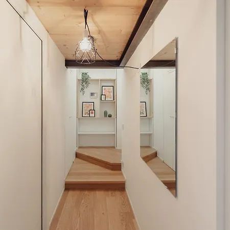Gohost - Lovely Loft In The Heart Of Apartment
