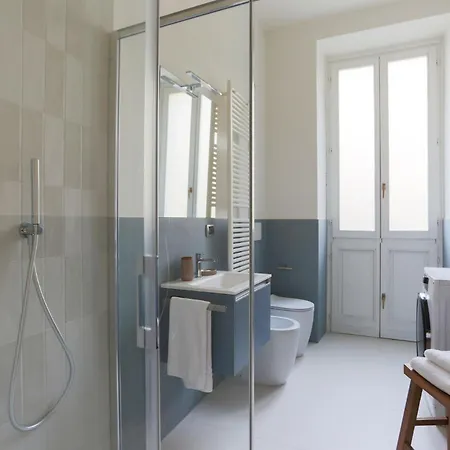 The Rent - Spacious Three-bedroom In The Heart Of Appartement *