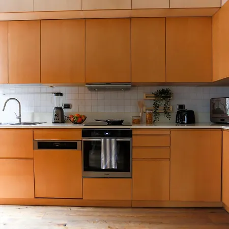 The Rent - Spacious Three-bedroom In The Heart Of 米兰