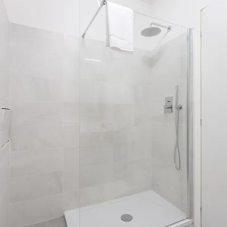 Russoli By Halldis Apartament *