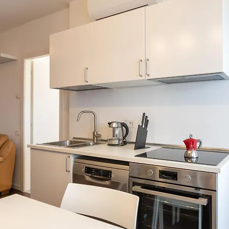 Apartament Russoli By Halldis *