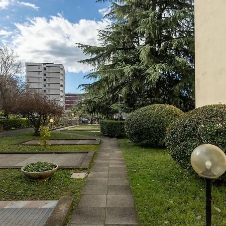 Russoli By Halldis Apartmán