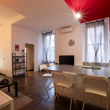 Modern Open Space -area Certosa