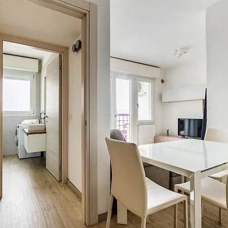 Apartman Brand New 1 Bedroom In Navigli Area Milánó