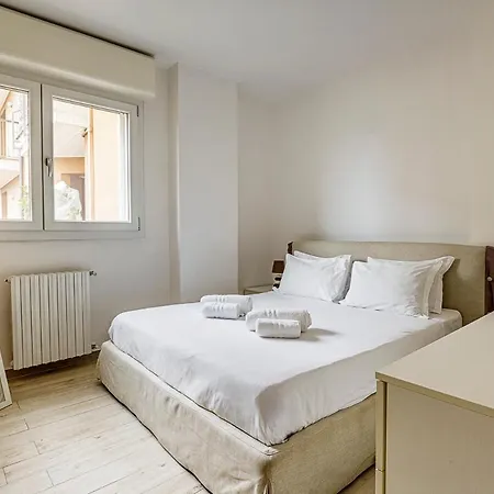 아파트 Brand New 1 Bedroom In Navigli Area 밀라노