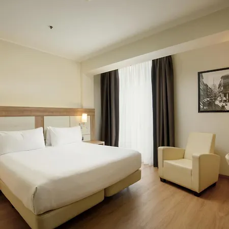 Doubletree By Hilton Hotel Milaan