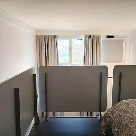 アパート Fantastic Flat Famagosta Area, Forum, Parking, Netflix ミラノ