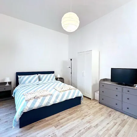 Casa Illi Welcomes You! A Nice, Comfortable Appartamento *
