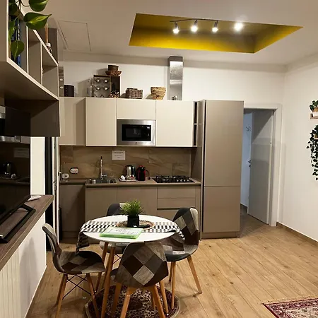 Nel Quartiere Bayres Completamente Rinnovata *