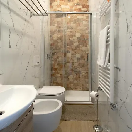 Garibaldi Isola - 80m From Garibaldi Station & 10min From Station * Milánó