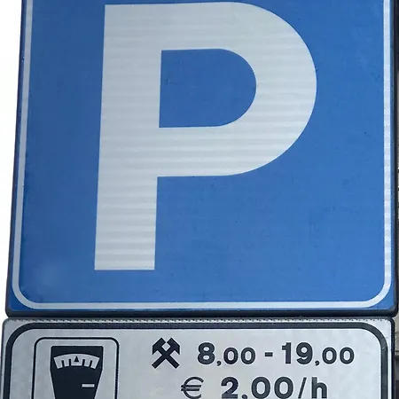 Daire Lorianna Rock House Milano