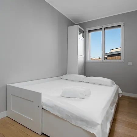Ray 3 San Siro-fiera Apartmán *