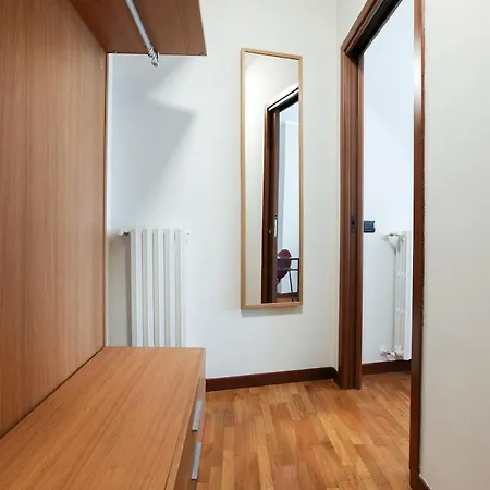Apartman Luminoso Con Ampio Terrazzo A 10 Minuti Dalla Metro *