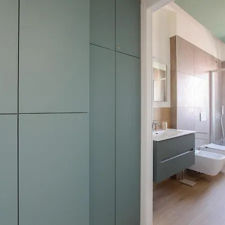Apartment Elegante A 300 M Dalla Metro Zara Milan