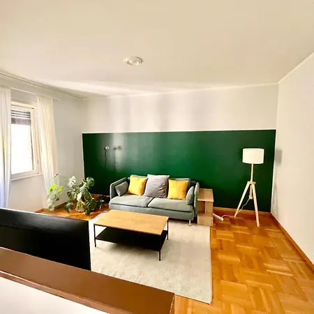 アパート Downtown Chic - Quiet Retreat With Free Wifi & Air Conditioning ミラノ