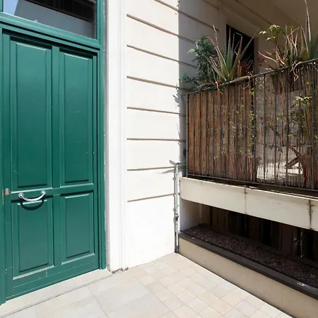 Apartment Hozyhome Isola District