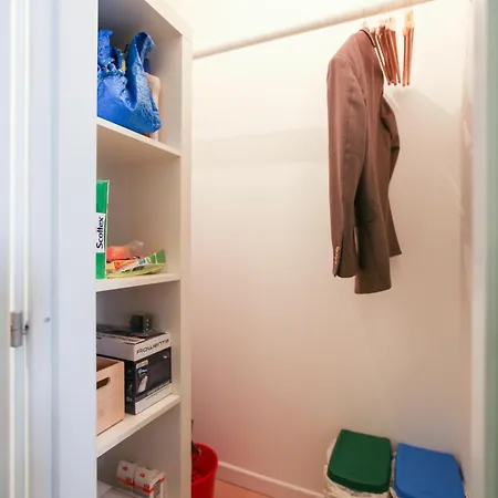 Apartment Hozyhome Isola District