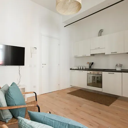Apartment Hozyhome Isola District