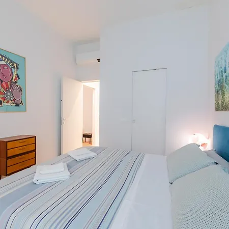 Appartamento 2 Min Metro - Modern Design In Porta Venezia Milano
