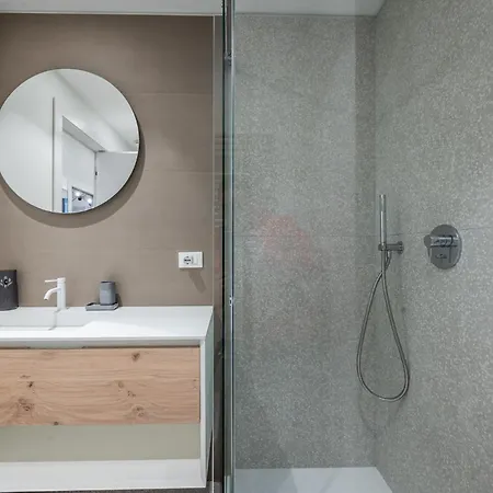 Appartamento 2 Min Metro - Modern Design In Porta Venezia Milano