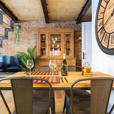 Delightful Loft A Few Steps From Isola Apartment