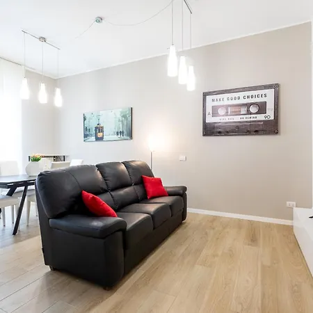 Apartamento Certosa Enchanting With Balcony - Collection *