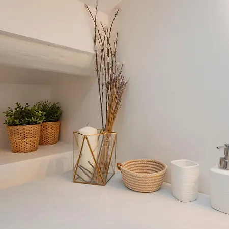 I Host - Jenner 14 Apartament *