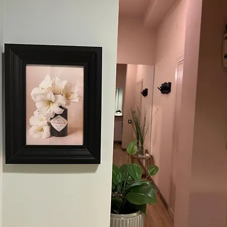 Apartment Charme And Cozy 3 Km Away From Duomo *